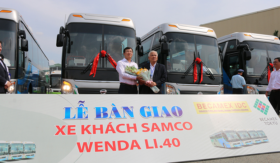 Bàn giao xe khách Samco Wenda