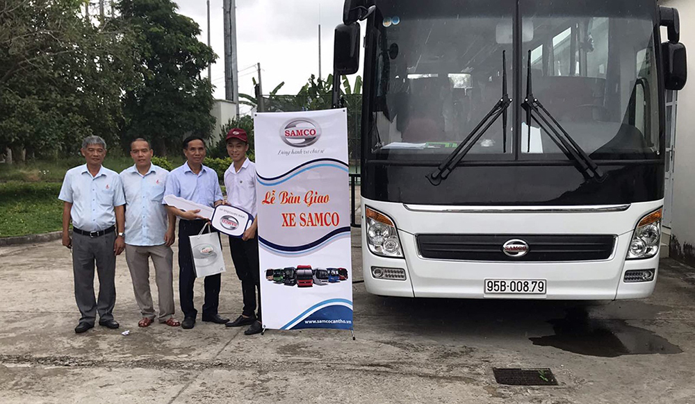 Bàn giao xe khách Samco Wenda D.47 ghế