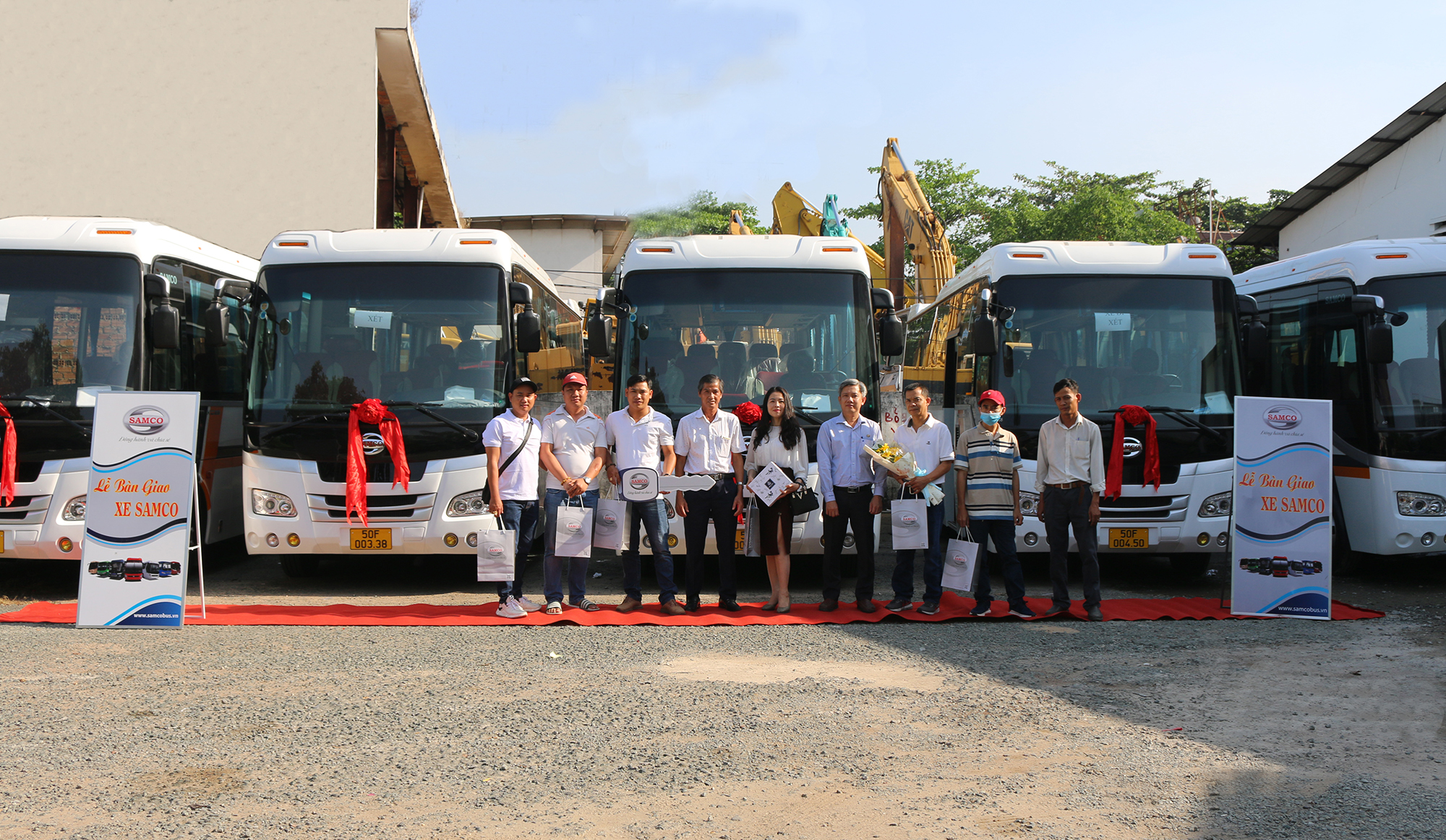 lễ bàn giao lô 5 xe khách Samco Felix 29 ghế