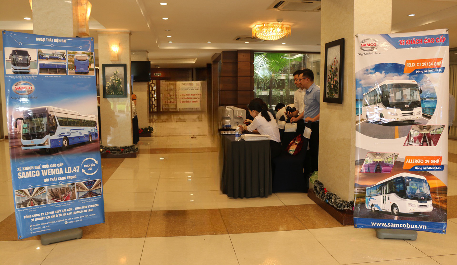 Samco và khách hàng dự hội nghị