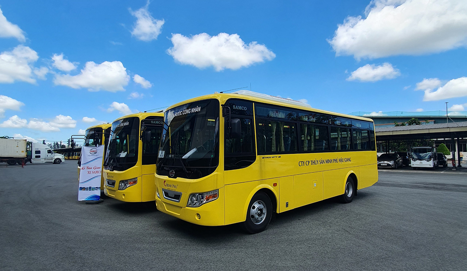 Xe buýt Samco City 51 chỗ ngồi