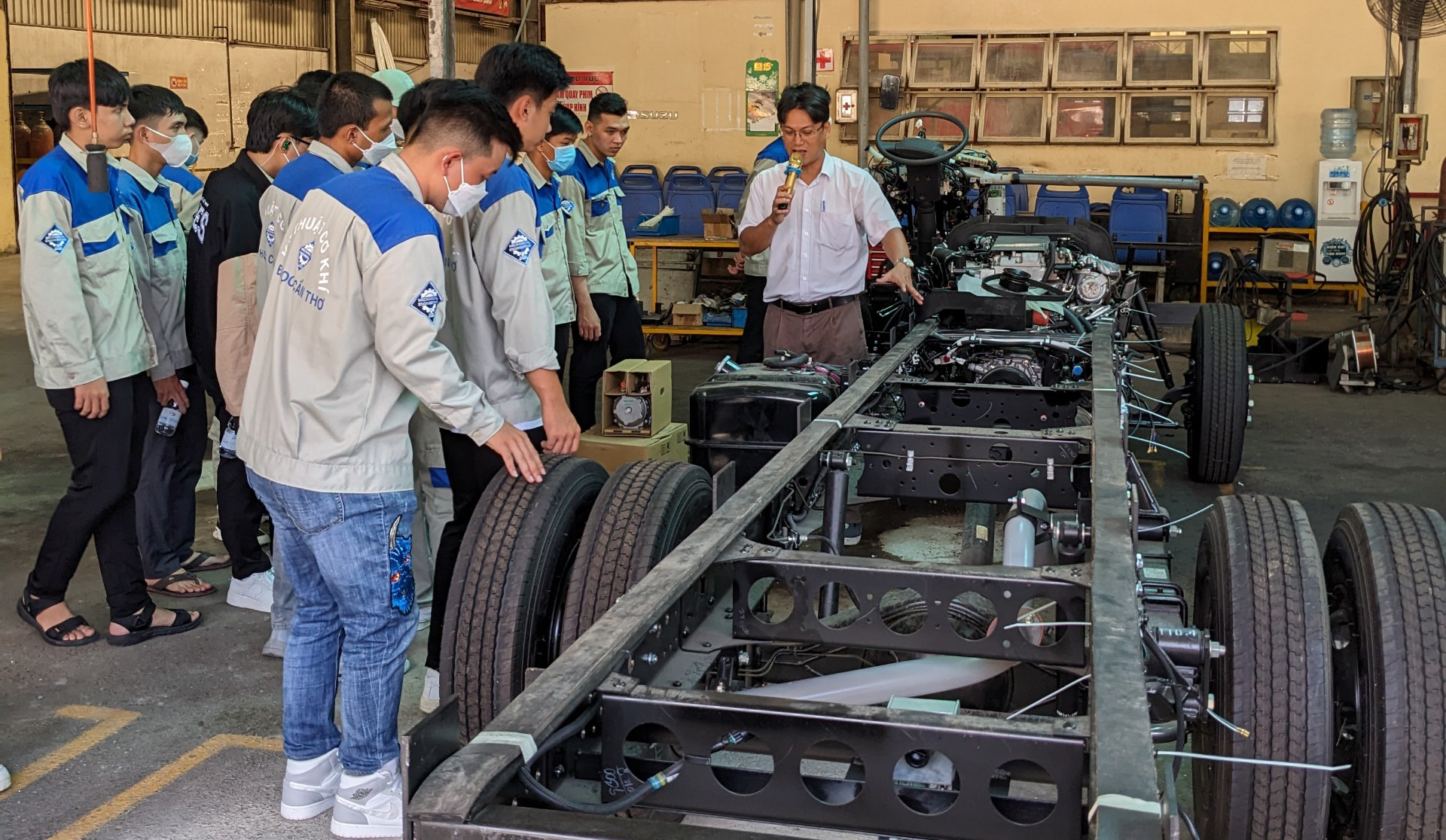 Tham quan nhà máy sản xuất xe khách – xe buýt Samco