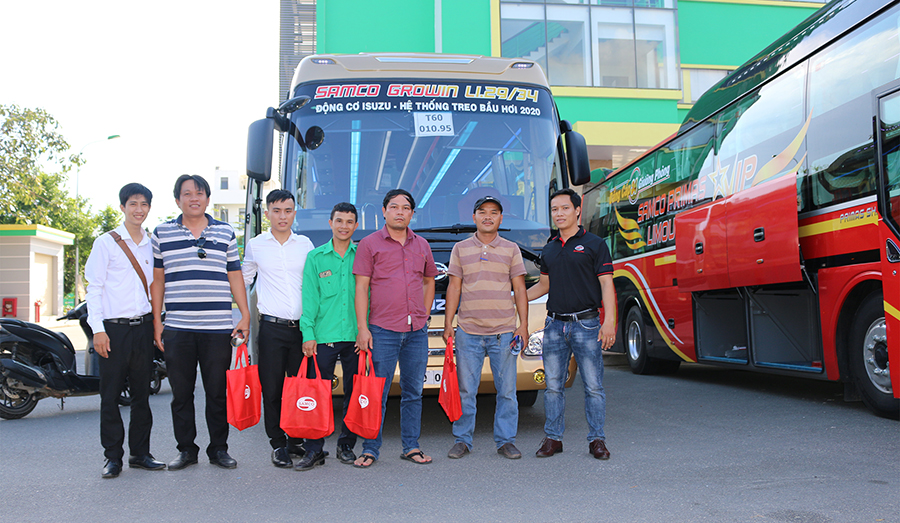 Roadshow samco giới thiệu 2 sản phẩm xe khách