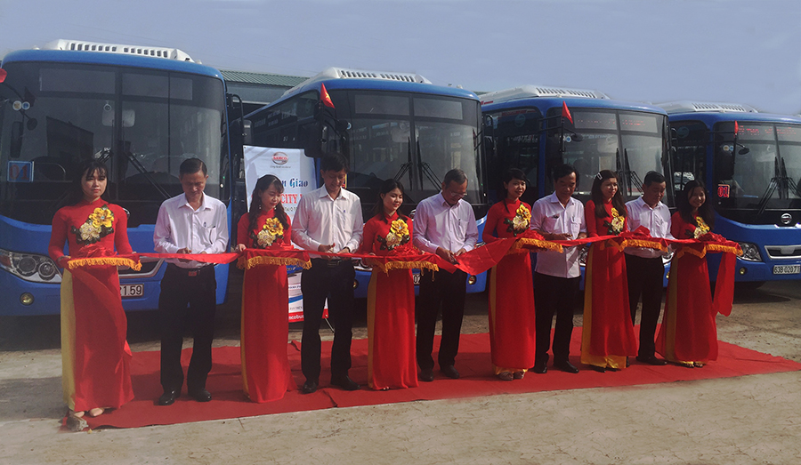 KHAI TRƯƠNG TUYẾN XE BUÝT SAMCO CHẤT LƯỢNG CAO ĐẦU TIÊN TẠI TIỀN GIANG